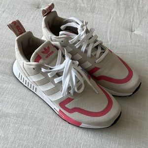 Adidas sneakers Womens size 8.5